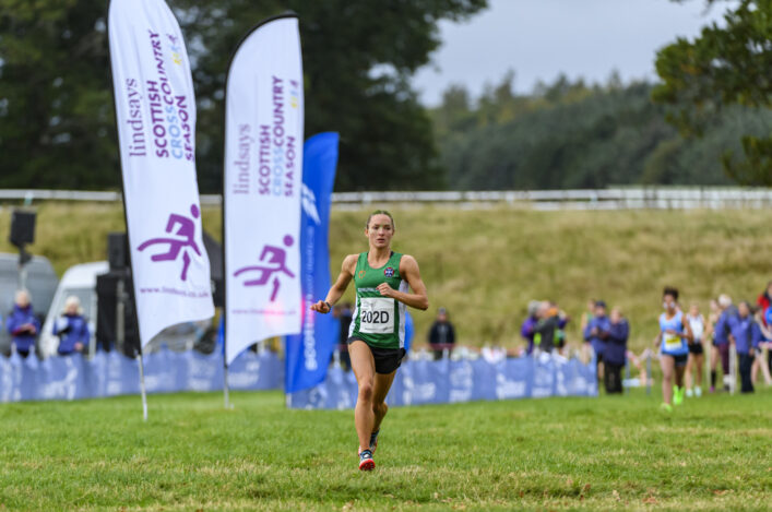 Two more years! Lindsays extend Cross Country Season support to take sponsorship to 2024 and ten years