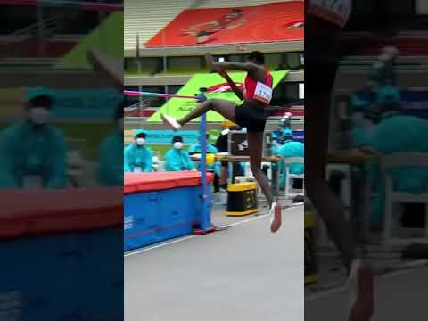Check this unique high jump technique 🔥 #shorts #kenya #highjump #athletics #trackandfield