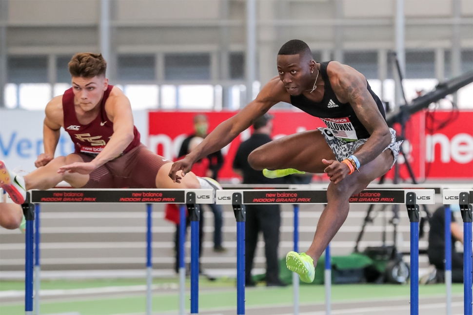 Grant Holloway and Trey Cunningham face off at 2023 New Balance Indoor GP for Hurdlemania!
