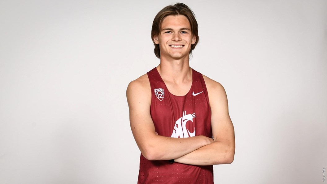 Young Cougars shine in UW Preview as the entire team sets PRs