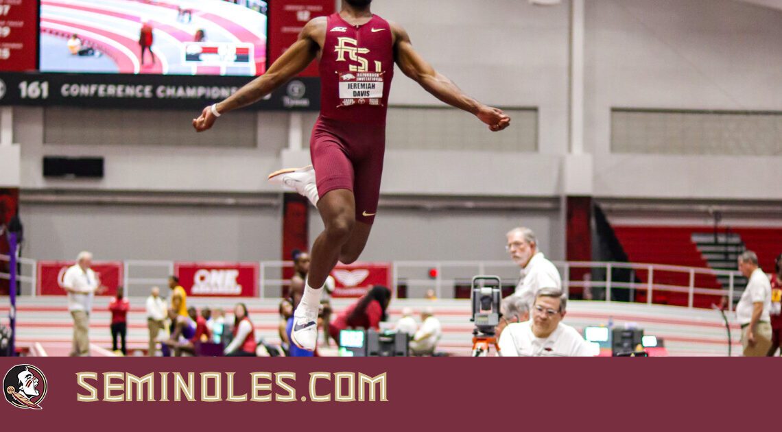 Davis Wins Third-Straight ACC Performer of the Week Award