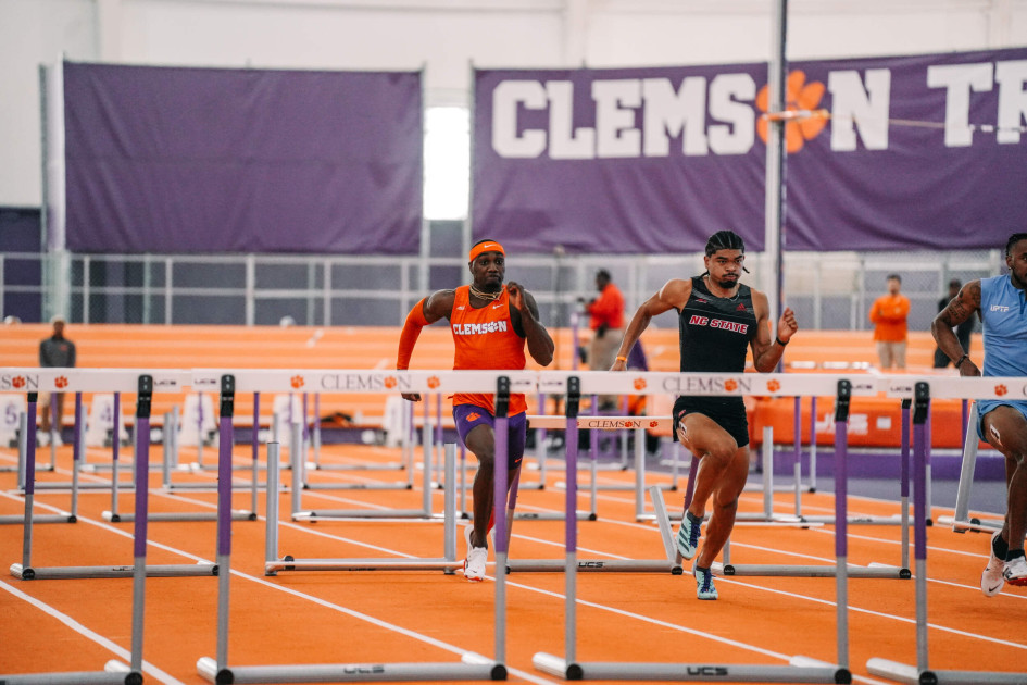 Roberts Named ACC Track Performer of the Week – Clemson Tigers Official Athletics Site