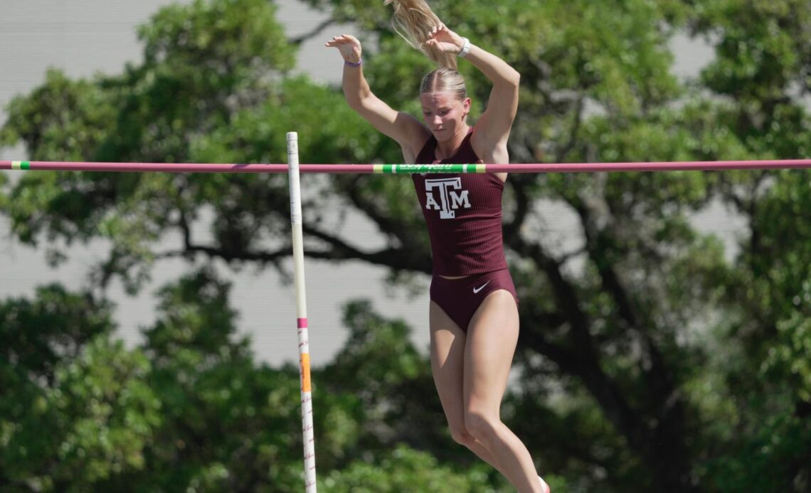 Abadie Breaks School Record to Close Out Victor Lopez Classic - Texas A&M Athletics