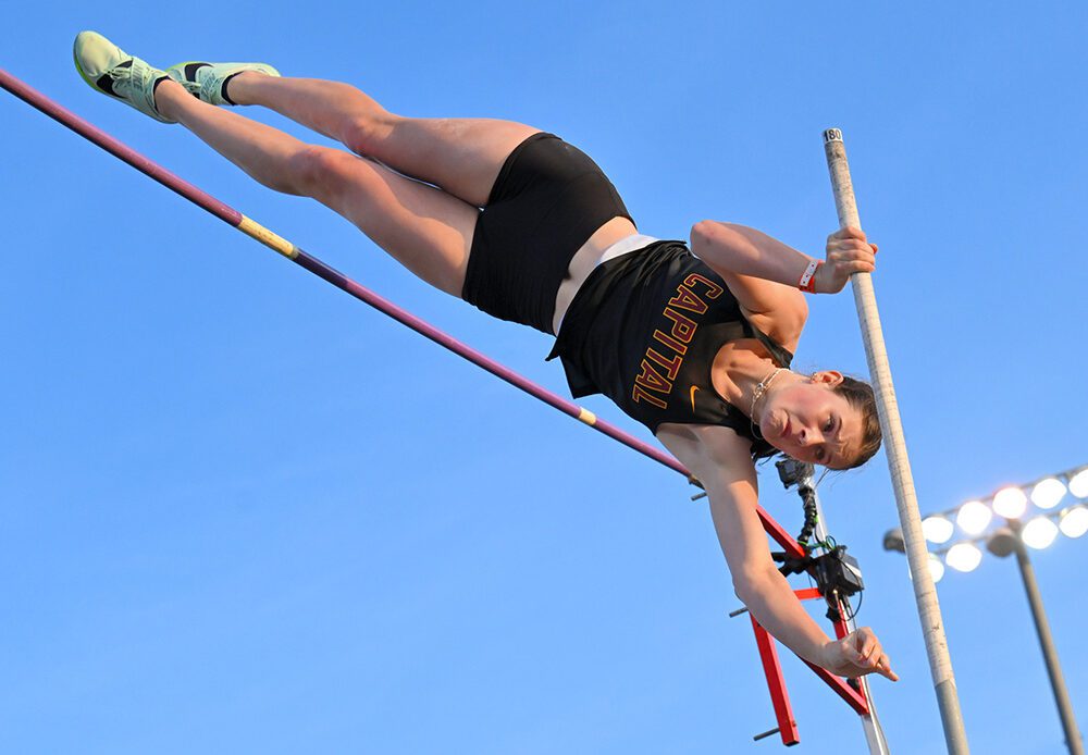 Arcadia Girls — Hana Moll Joins 15-Foot Club
