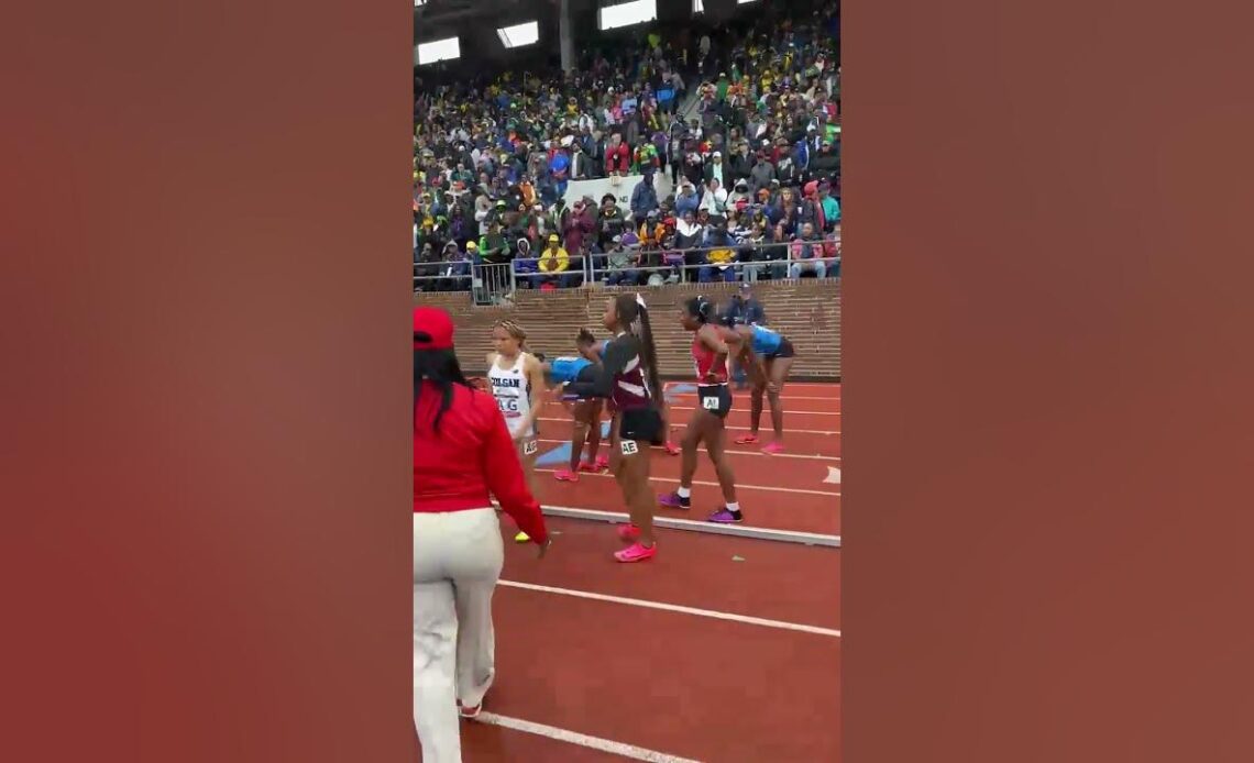 Crowd goes WILD as Hydel (JAM) repeat in girls 4x400! #shorts