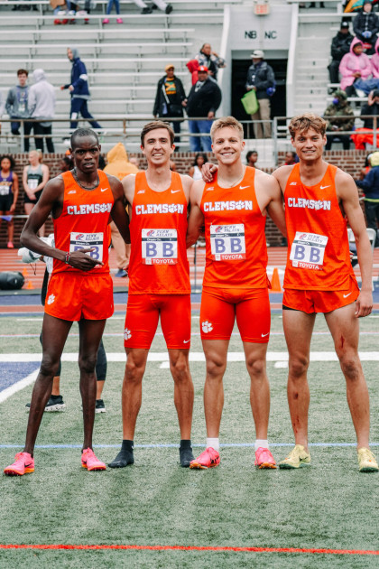 Men’s Sprint Medley Relay Victory Highlights Rainy Friday at Penn Relays – Clemson Tigers Official Athletics Site