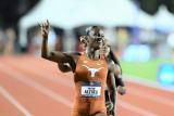 DyeStat.com - News - A Night Full Of Stars: The Top Performances By The Women At The NCAA Championships