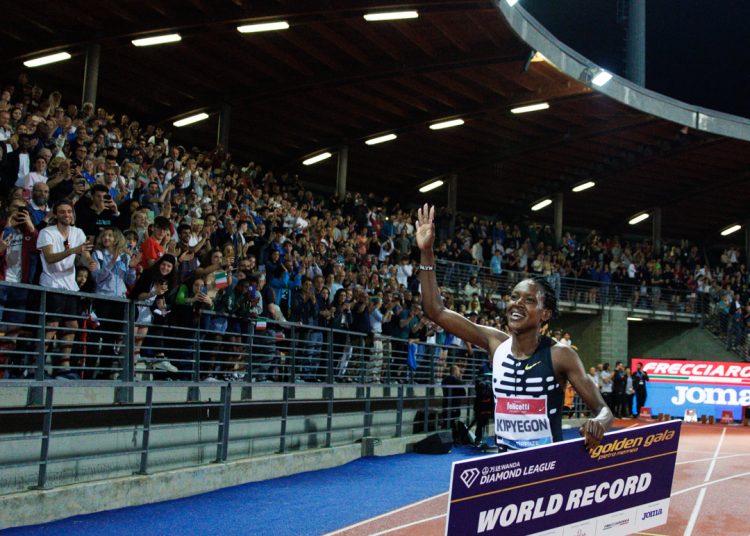 Faith Kipyegon smashes World Record 1500m in Florence