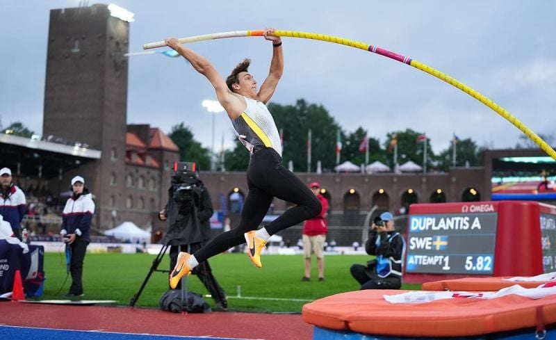 Duplantis, Ceh and El Bakkali stand out in cold and rainy Stockholm