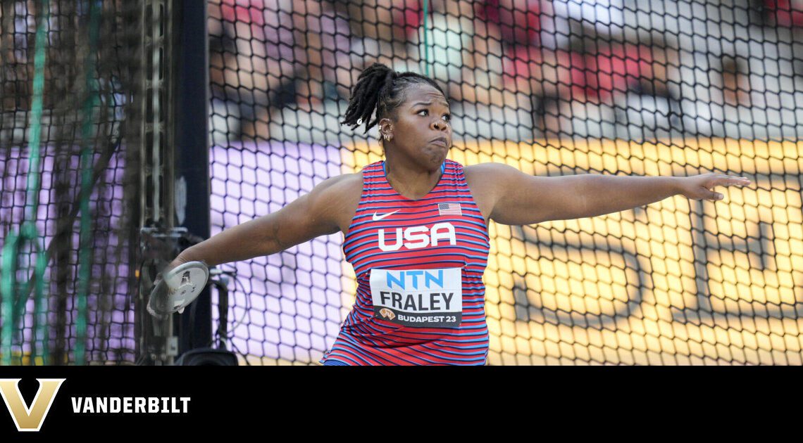 Commodores Conclude Competition at Worlds