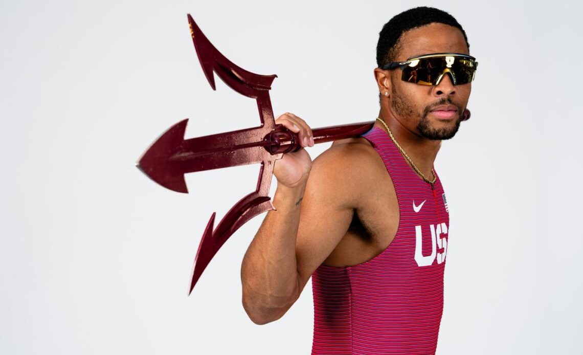 Robinson, Team USA Break Mixed 4x400 World Record