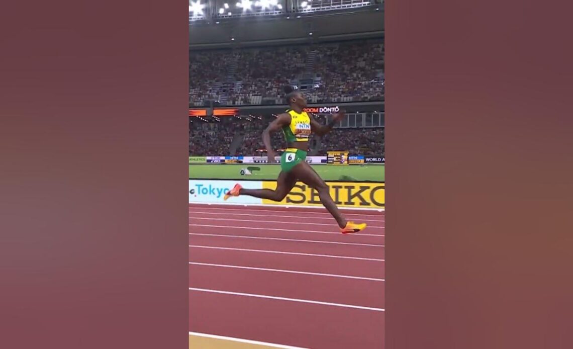 🇯🇲's Shericka Jackson storms to 2nd fastest 200m in history #athletics #sprint #jamaica #fast