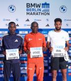 BMW Berlin Marathon - News - Stage Is Set For Kipchoga At Berlin Marathon