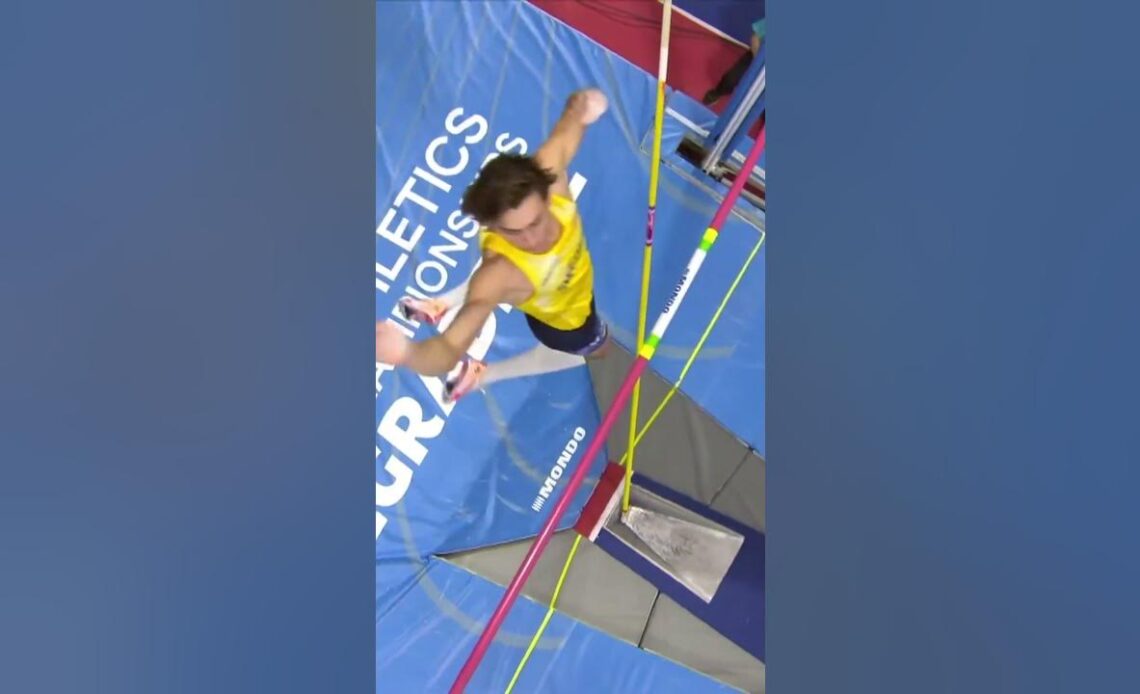 Mondo Duplantis is just simply born to fly ✈️ #athletics #worldrecord #polevault #sweden #sports