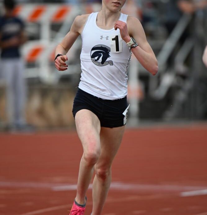 News - Elizabeth Leachman Does It Again, Runs 9:46.51 3,200 Meters