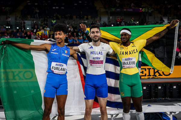 Miltiadis Tentoglou delivers in LJ: One Centimeter is difference between gold, silver and bronze!