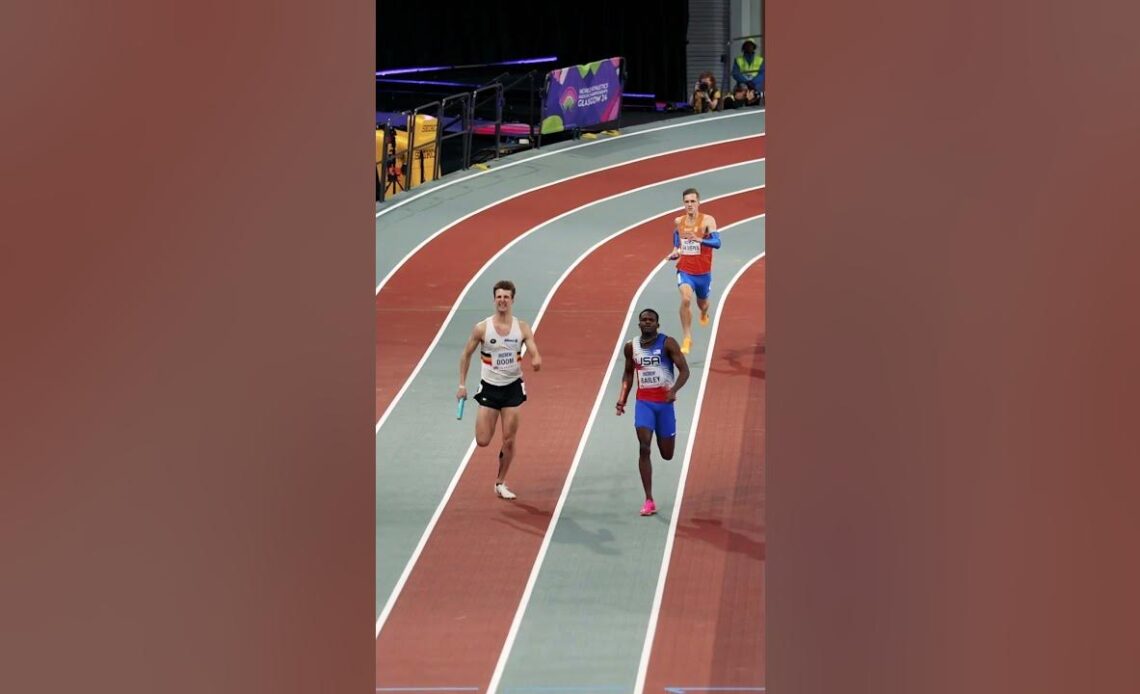 Relays 🤝 Drama #athletics #sports #usa #belgium #finish #worldindoorchamps
