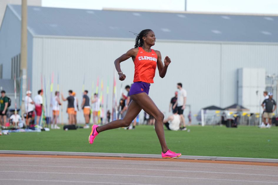 Tigers Wrap-Up First Day of Black and Gold Invitational – Clemson Tigers Official Athletics Site