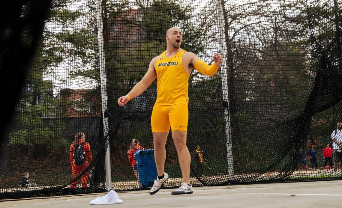 Track and Field Earns Three Event Titles At Yellow Jacket Invitational