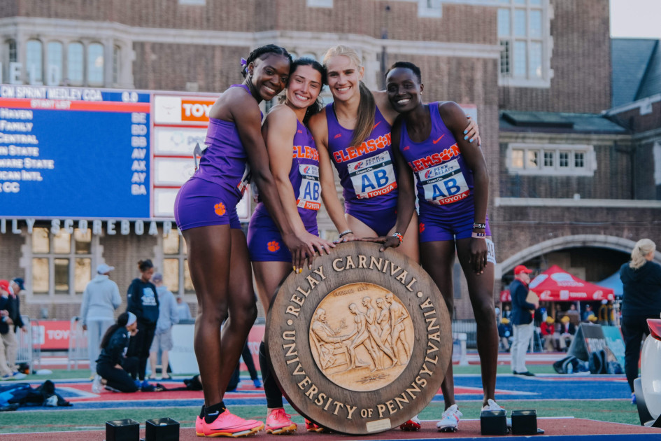 Clemson Women Named SMR Champions, Johnston Wins Women’s Long Jump – Clemson Tigers Official Athletics Site