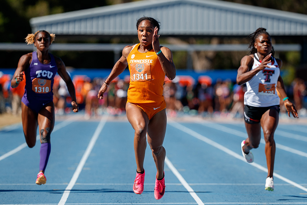 Jones Memorial Women — Tennessee’s Sears Blisters In 100