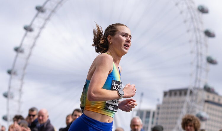 Peres Jepchirchir sprints to women-only world record in London