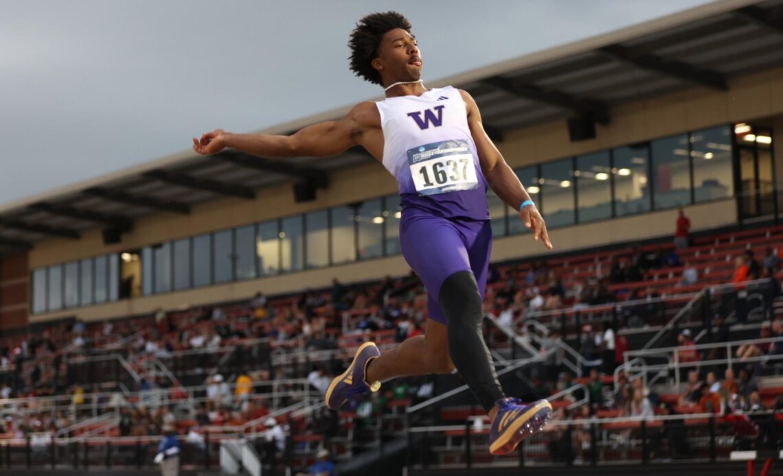 Huskies Hunt Championship Hardware At Hayward