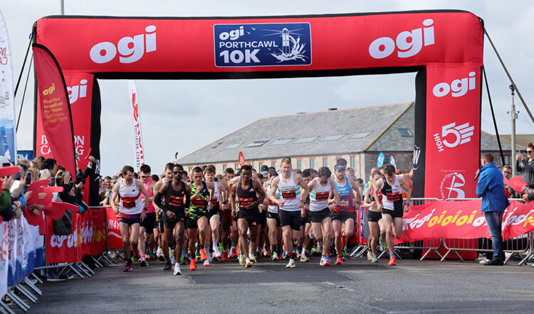 Gemma Steel in winning form at Great North 10km