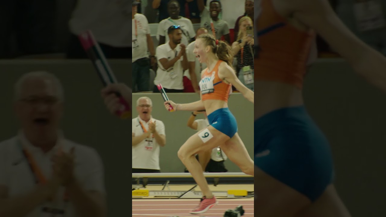 Femke Bol bringing home the gold for the Netherlands in the 4x400m 🏅 #WorldAthleticsChamps