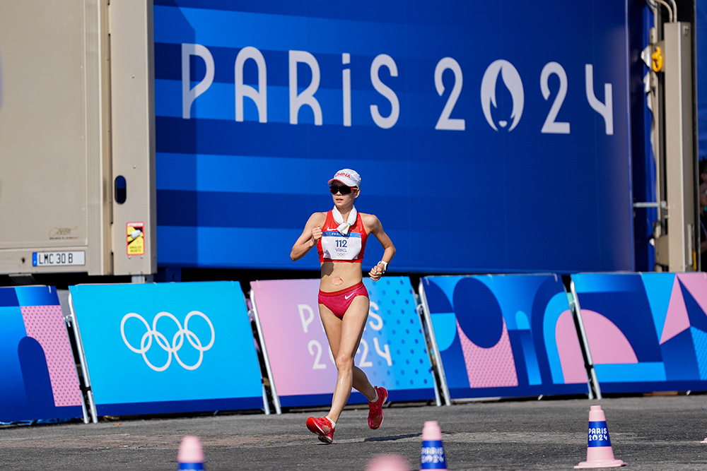 Olympic Women’s 20K Walk — Yang Keeps Promise To Father
