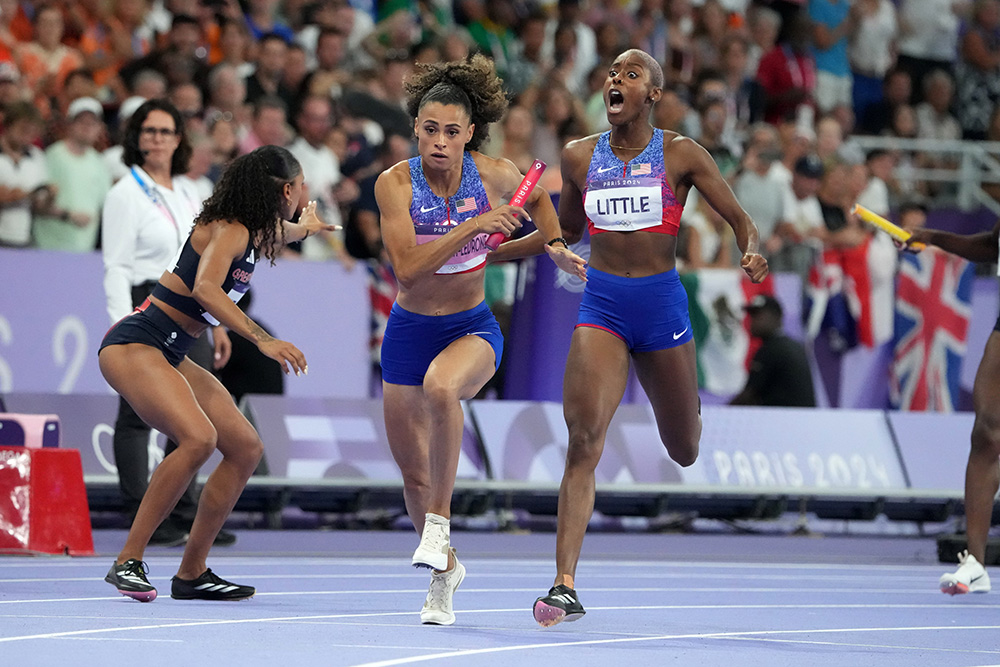 Olympic Women’s 4x4 — AR Leads Sub-3:30 Baton Fest