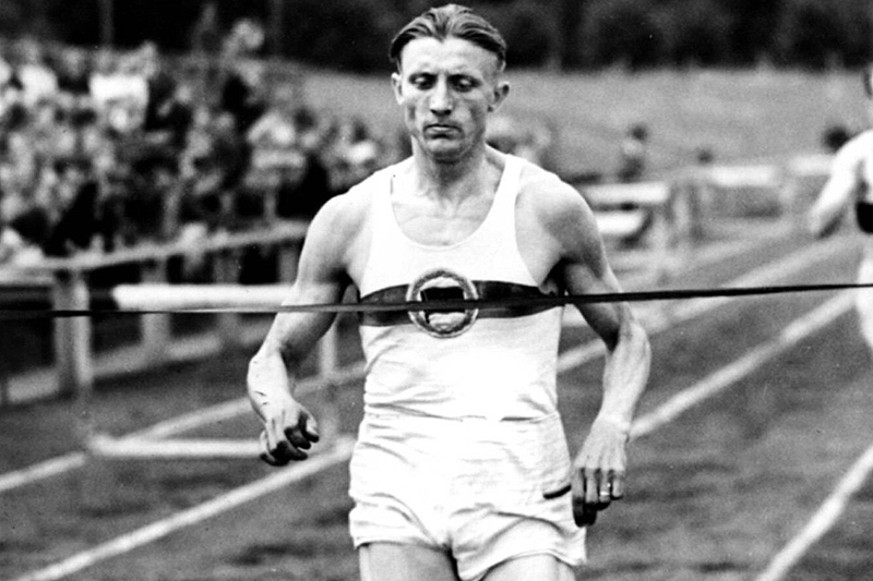 This Day in Track & Field, August 12, Rudolf Harbig breaks 400m WR (1939), Ralph Boston breaks Jesse Owens WR at Mt.SAC in Long Jump, (1960), Billy Mills sets new AR at 10,000m (1965), John Walker breaks 3:50 for the mile (1975)Carlos Lopes upsets field in LA Olympic marathon win (1984), by Walt Murphy News and Results Services