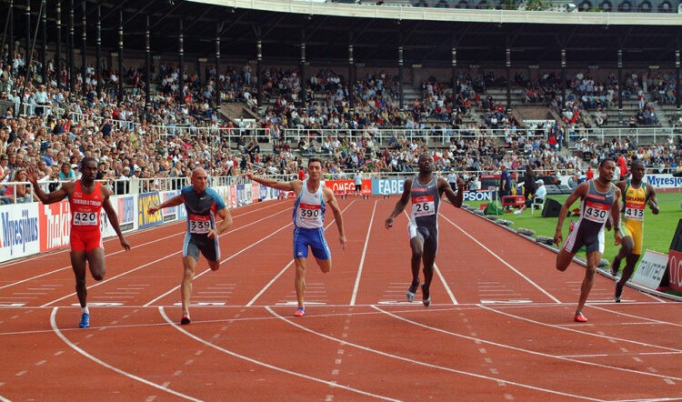 What are the best times to place bets on athletics events?