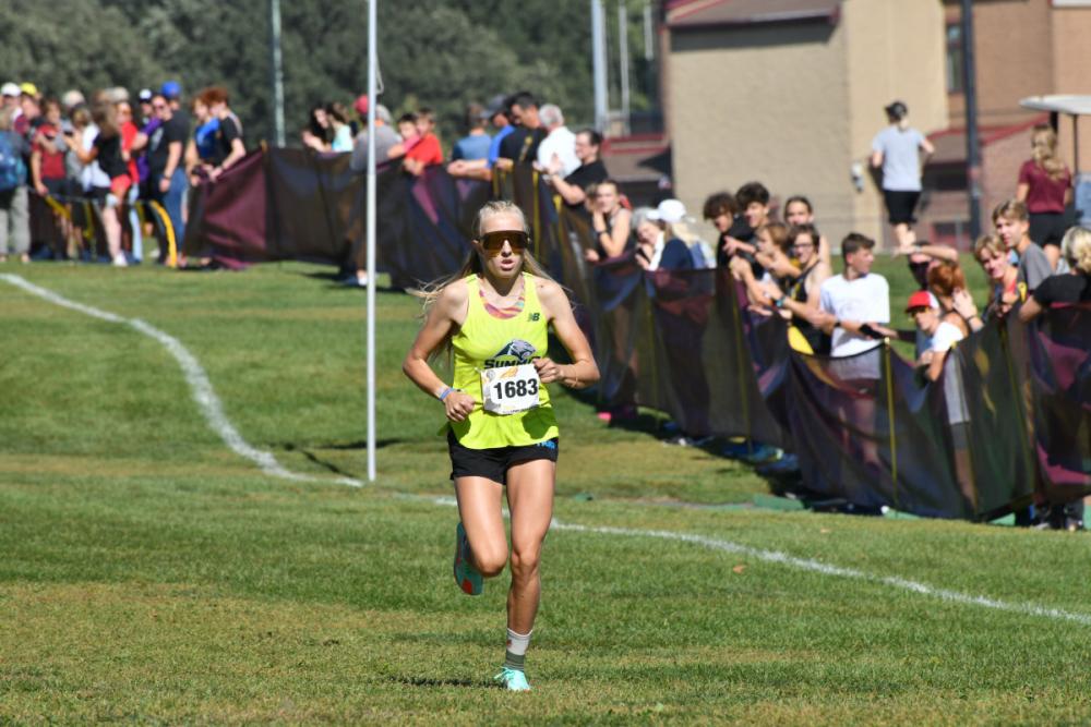 News - Ella Hagen Wins Second Straight Girls Championship Race At Roy Griak Invite