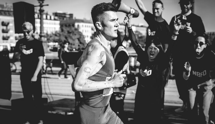 Sawe supreme as Ingebrigtsen's half-marathon debut falters