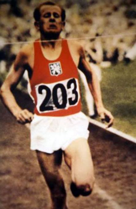 This Day in Track & Field, October 22, Emil Zatopek regains WR at 10,000m (1949), Grete Waitz wins her debut marathon at NYC (1978), by Walt Murphy News & Results Services