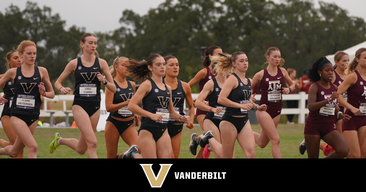 Cross Country Finishes Ninth, 13th at the SEC Championships