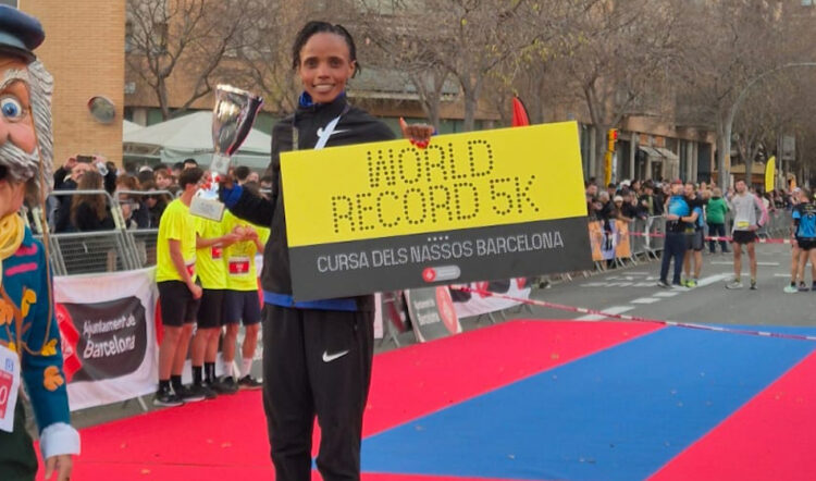 Beatrice Chebet smashes 14-minute barrier for 5km