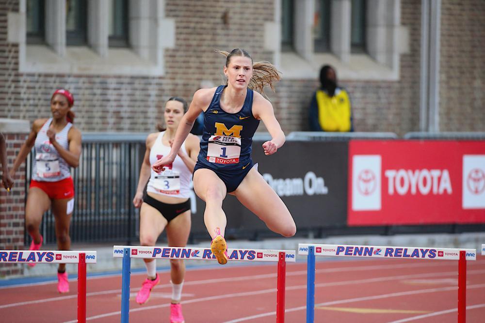 News - Savannah Sutherland Breaks School Record In 200m To Lead Michigan At Simmons-Harvey Invitational