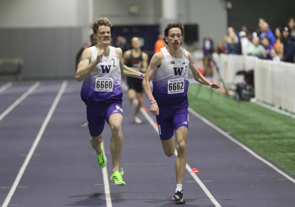 News - UW Transfers Make Instant Impact With List-Topping 800s