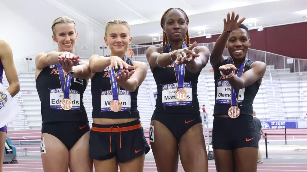 Women’s DMR Takes Bronze on Opening Day of SEC Indoor Track and Field Championships