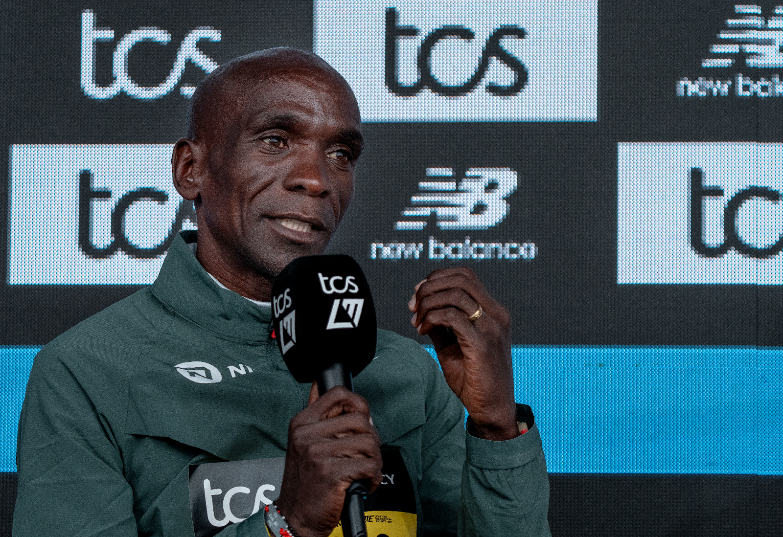 Eliud Kipchoge receives prestigious John Disley lifetime achievement award