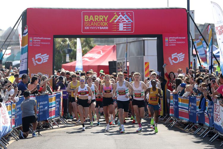 Natasha Wilson and Omar Ahmed take Barry Island 10km titles
