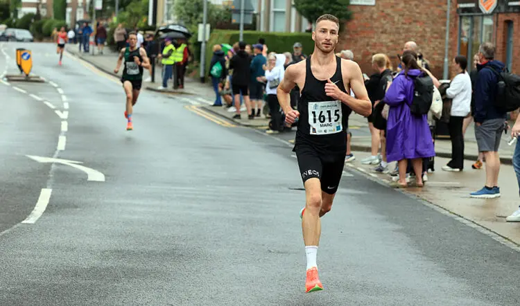 Calli Hauger-Thackery and Marc Scott to race Chicago Marathon