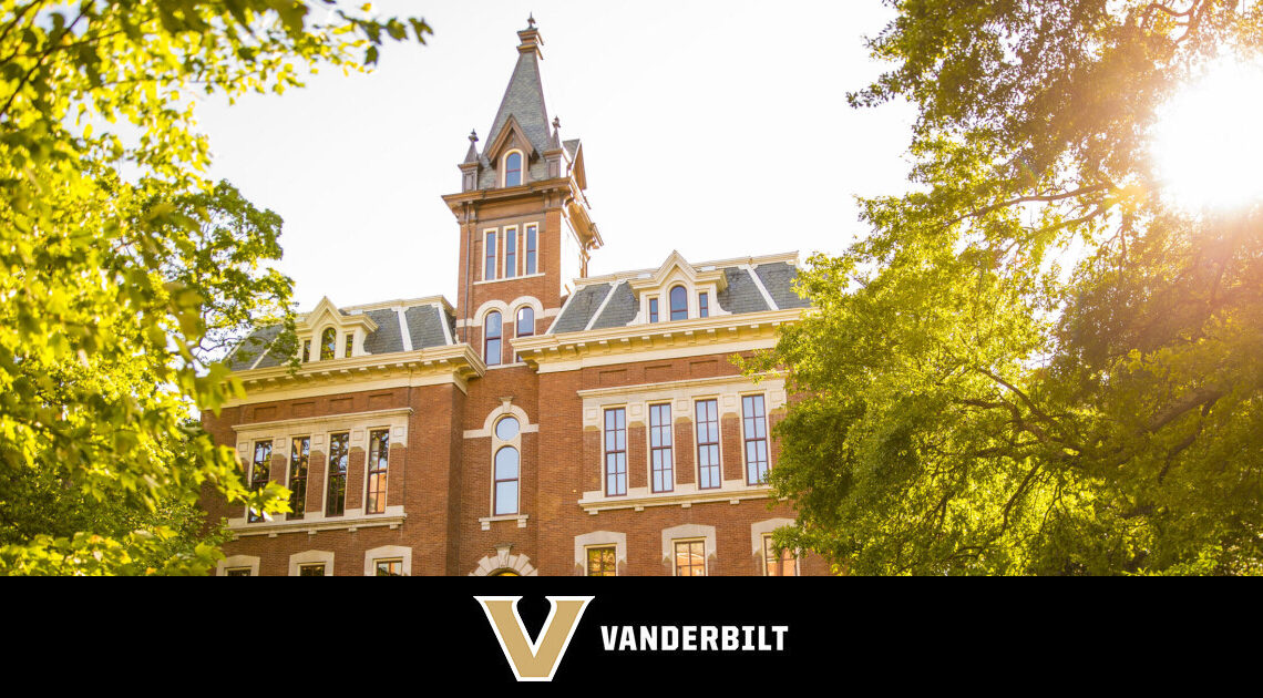 Two Dores Nominated for Allstate NACDA Good Works Fall Team